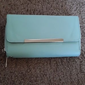 Baby green wallet (gorgeous color)